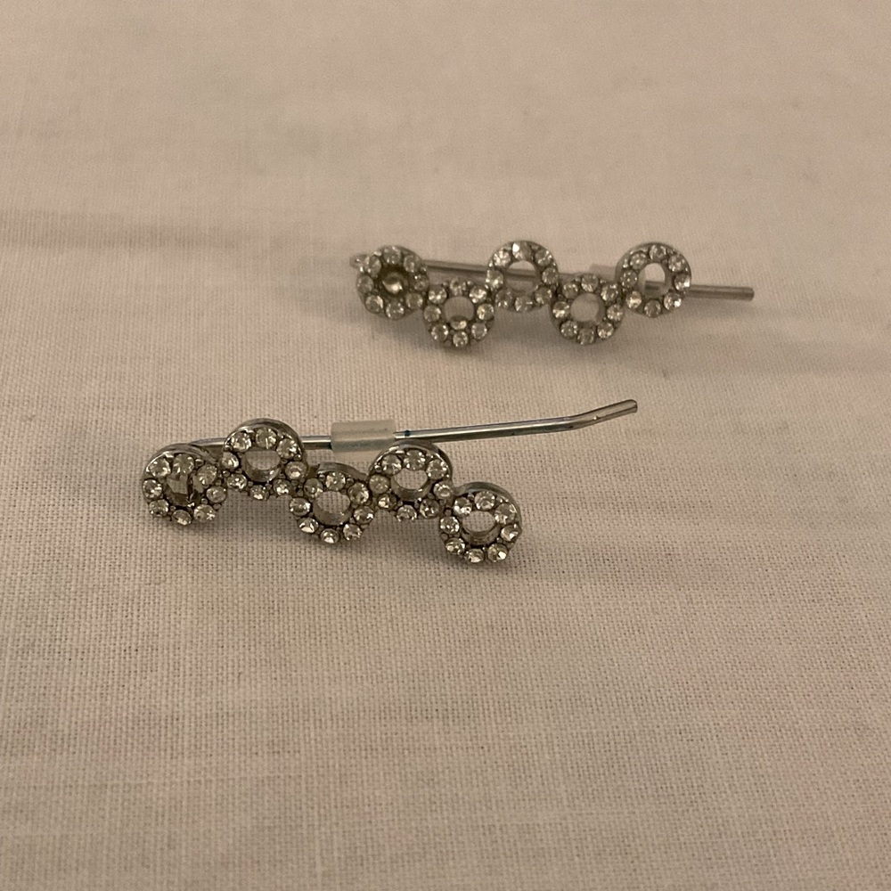 Mini Circles Ear Crawlers